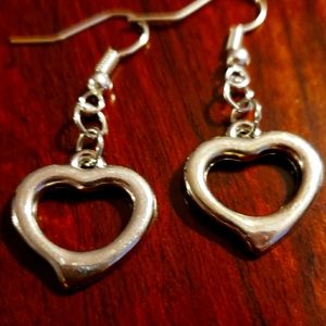 Heart Earrings NWOT